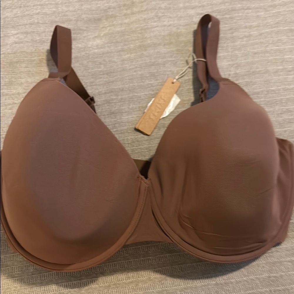 Skims Bra NWT